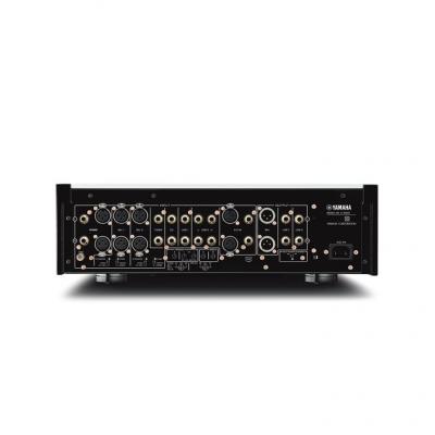 Yamaha Pre Amplifier in Black/Piano Black - C5000 (Black/Piano Black)