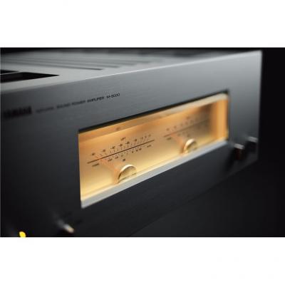 Yamaha Power Amplifier in Black - M5000 (B)