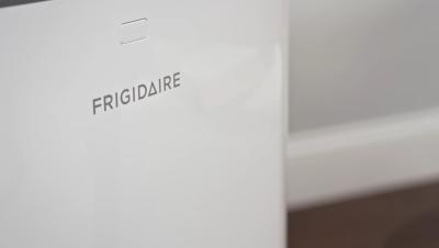 Frigidaire FHPC102AC1 - 10,000 BTU Portable Air Conditioner