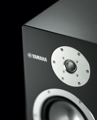 Yamaha 2-Way Bookshelf Speaker System - NS3000