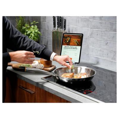 30" GE Profile Built-in Touch Control Induction Cooktop in Black - PHP7030DTBB