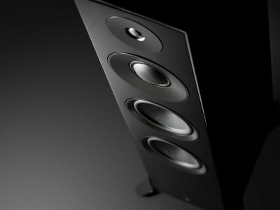 Yamaha 3-Way Floor-Standing Speakers in Piano Black - NS2000A