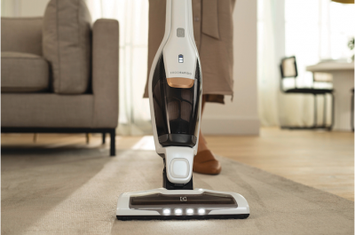 Electrolux Ergorapido Cordless 2-in-1 Stick Vacuum in White - EHVS2510AW