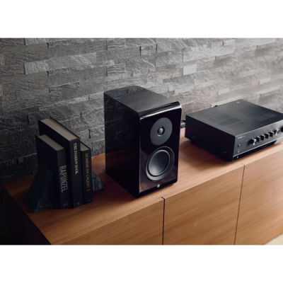 Yamaha 2-Way Bookshelf Speaker - NS600A