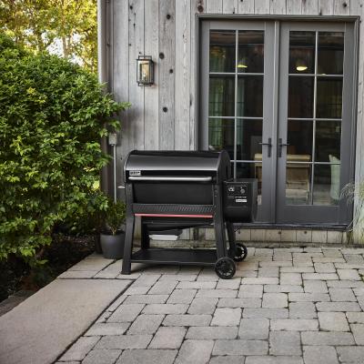 36" Weber Searwood XL 600 Wood Pellet Grill in Black - 1500121