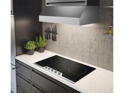 30'' Frigidaire Professional Electric Cooktop - FPEC3077RF