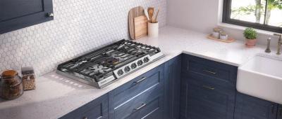 36" Frigidaire Professional Gas Cooktop - PCCG3680AS