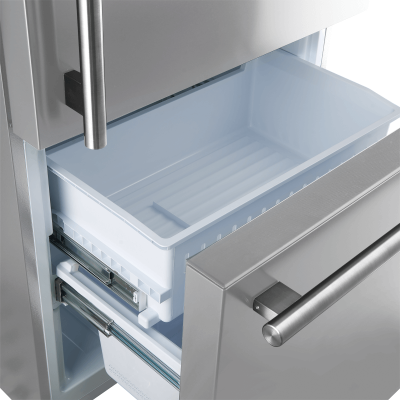 31" Forno Milano Espresso 17.2 cu. ft. Bottom Freezer Right Swing Door Refrigerator - FFFFD1785-31S
