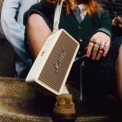Marshall Portable Speaker with 30+ Hours of Playtime - Middleton II (C)